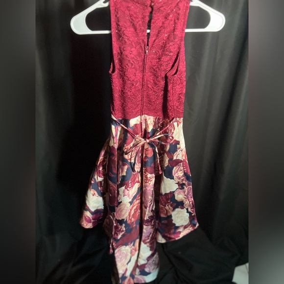 HiLow floral dress - Picture 2 of 7